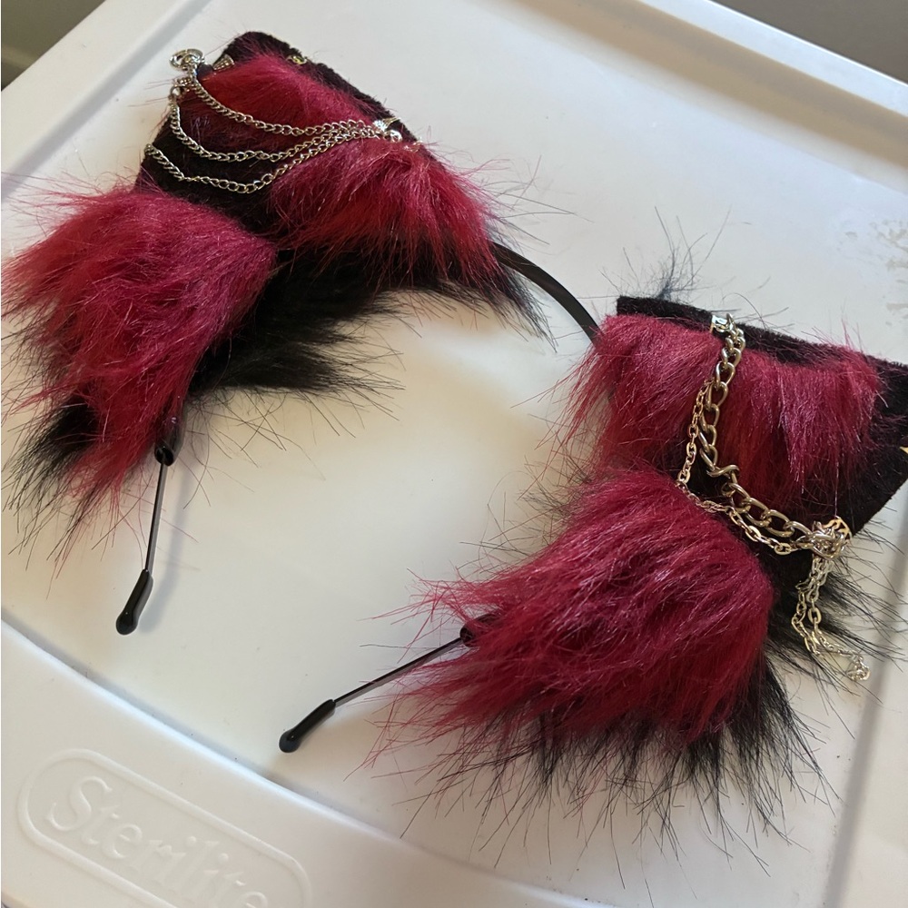 Chic Red and Black Fur Hair Clips